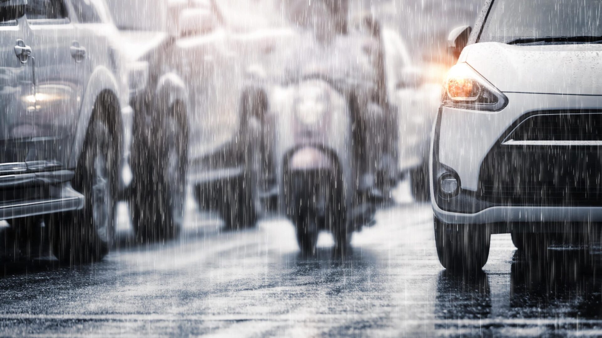 Q5：社區車道辨識eTag只要遇到下雨天，就經常感應不到，該怎麼辦？